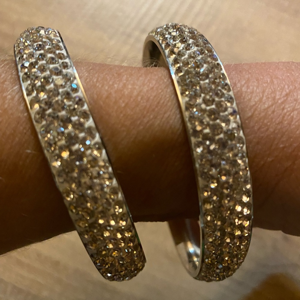 TWO Nice Quality Bracelets - Picture 5 of 6